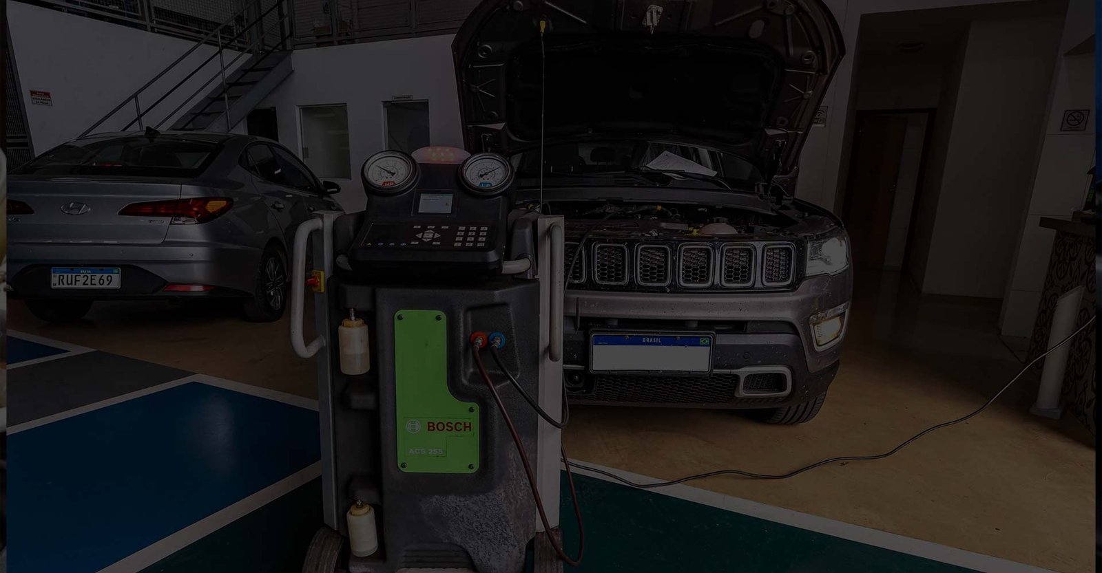 manutenção de ar-condicionado de veículo